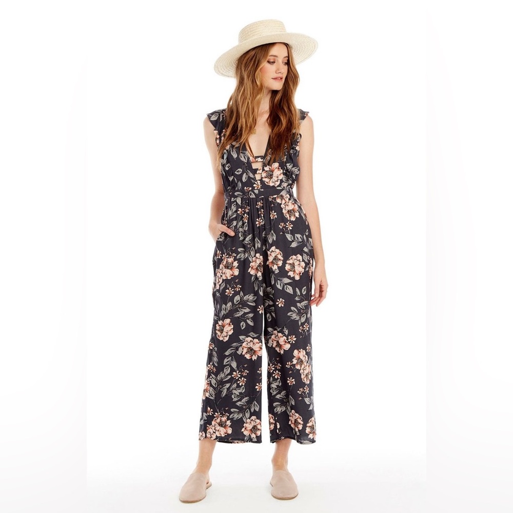 Saltwater Luxe Size S Taylor Ruffle Jumpsuit Floral Boho Flowy Summer Romper